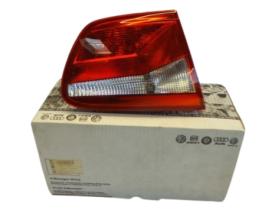 REMYC ILU2-097-O - PILOTO TRASERO TRASERO IZQUIERDO 6J8945093